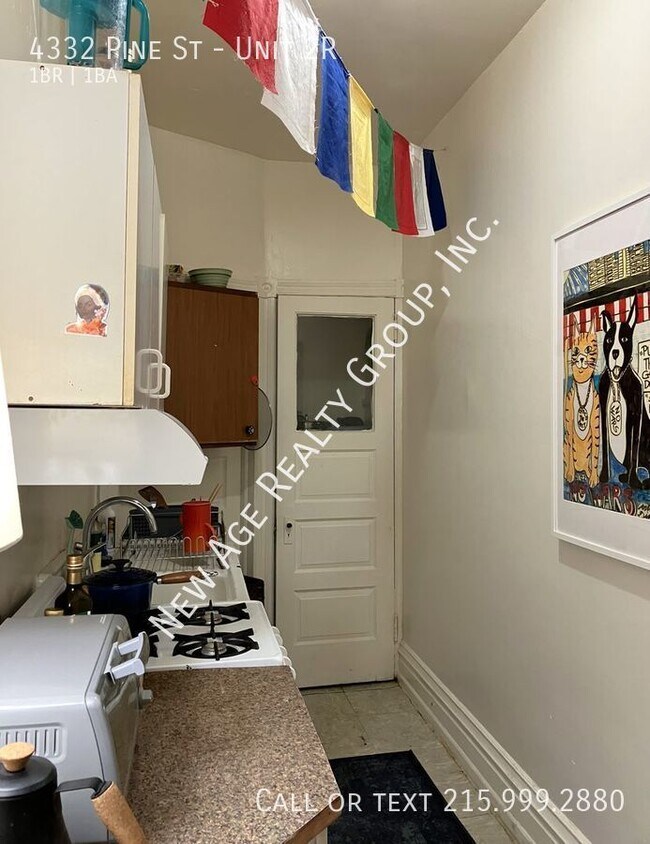 Building Photo - 1 bedroom, 1 bathroom apartment located ne...