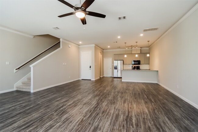 Building Photo - 4618 Regent Manor Dr