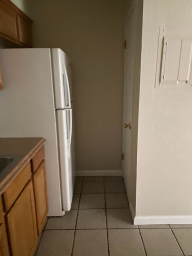 Primary Photo - 1100 sqft under $1000-Calallen Area