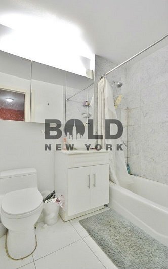 Building Photo - 120 St Marks Pl