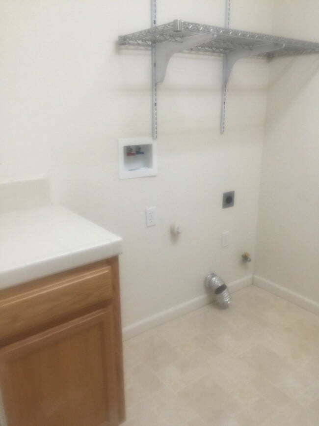 Building Photo - 3962 Blackberry Ave