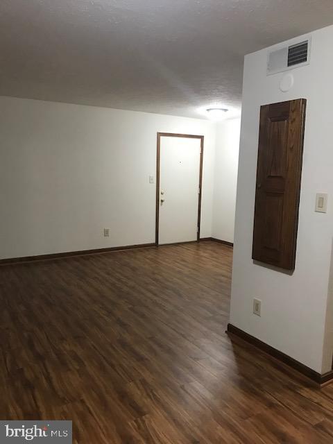 Building Photo - 23311 Sugar Maple Ct