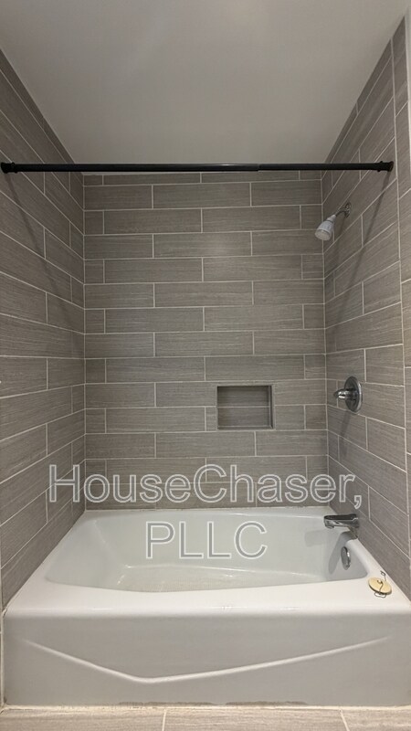 Building Photo - 6610 Huron Ave