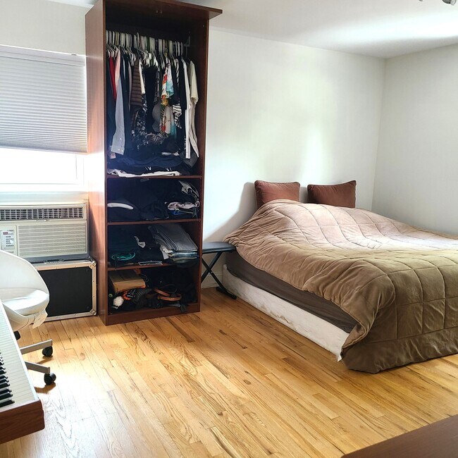 Building Photo - 2-58 Virginia Dr