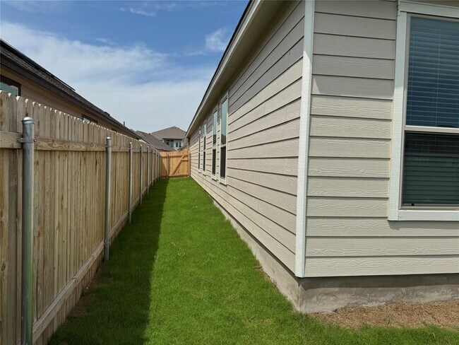 Building Photo - 216 Coastal Wy