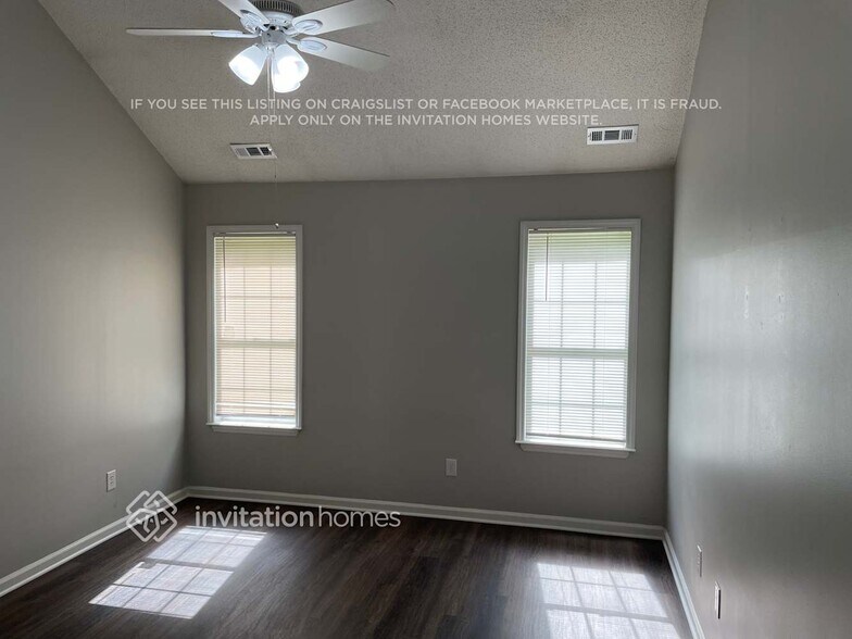 Building Photo - 14515 Smith Rd