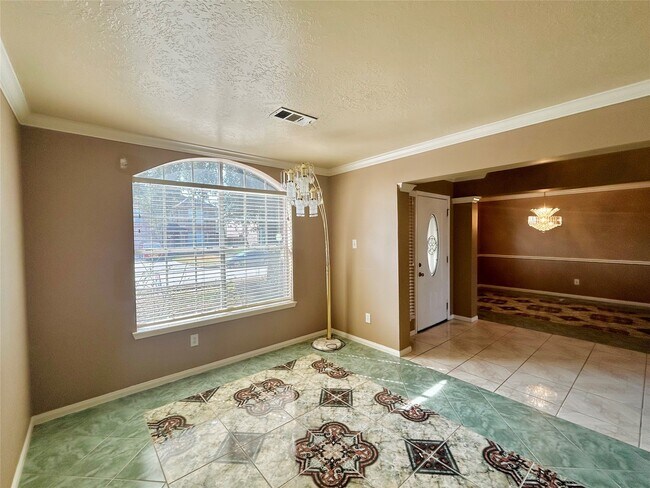Building Photo - 12422 Glenleigh Dr