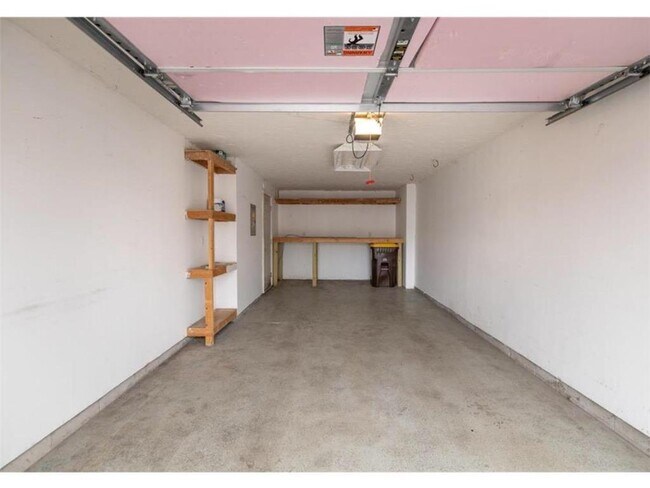 Building Photo - 16331 Timber Crest Dr SE