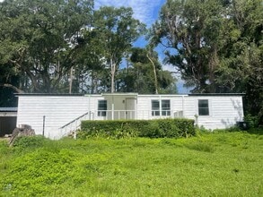 Building Photo - Newly renovated 3 bed 2 bath home off Mahan Dr