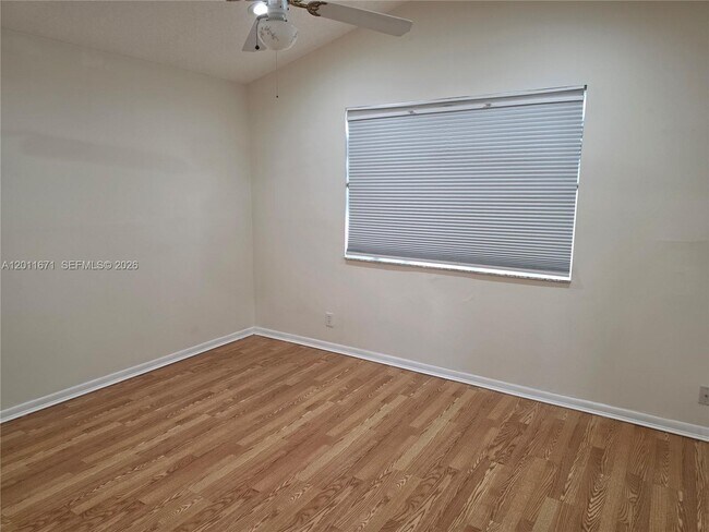 Building Photo - 6178 Buena Vista Dr