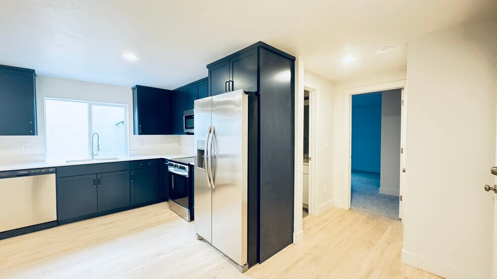 Building Photo - 15069 S Peace Dr