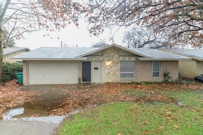 Primary Photo - 115 Price Dr
