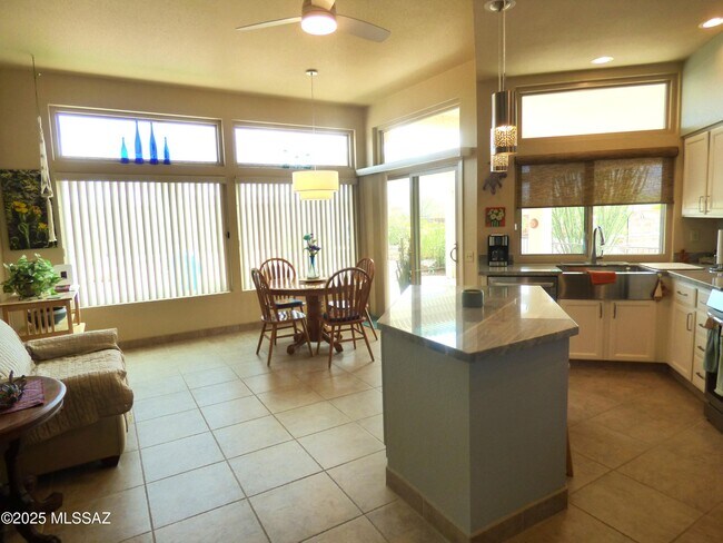 Building Photo - 14274 N Trade Winds Way