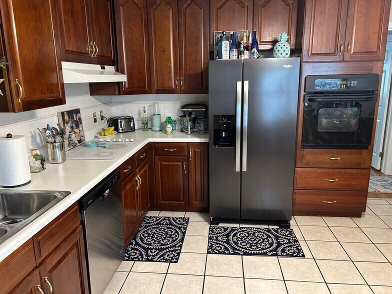 Building Photo - 3316 Troy Ave NW