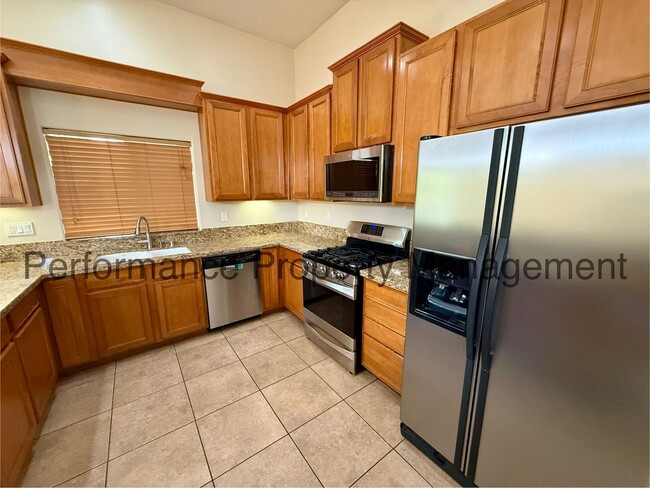 Building Photo - Stunning 4 Bed/2 Bath S Bakersfield Home w/ RBP & $0 Deposit Option