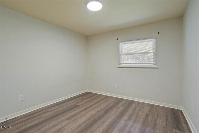 Building Photo - 7124 Longstreet Dr