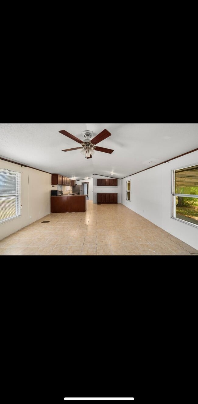 Building Photo - 4018 Krampota Ln