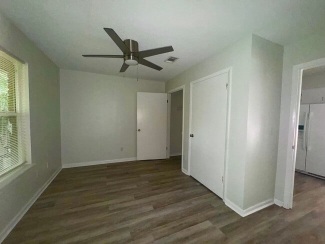 Building Photo - Renovated 1 Bedroom 1 Bath in Chipley Fl