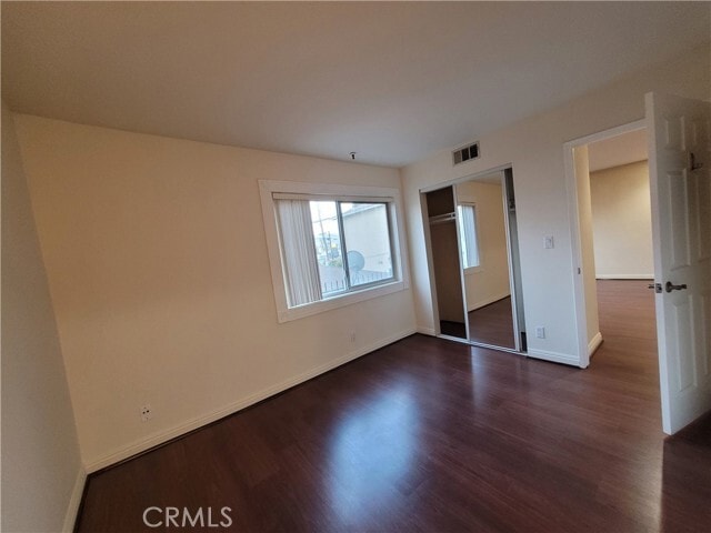 Building Photo - 11041 La Maida St