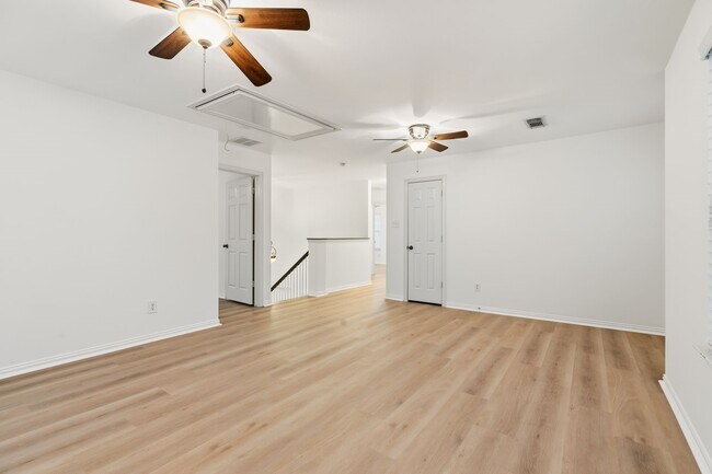 Building Photo - 5315 Barleycorn Ln