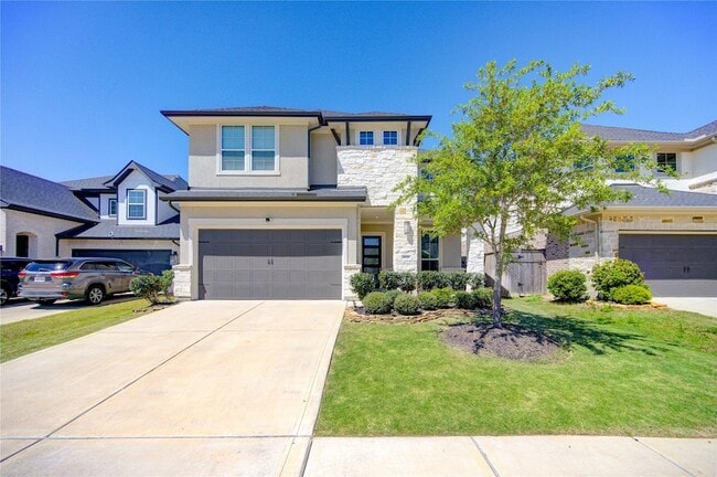 Building Photo - 4110 Sherman Oak Ln