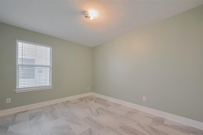 Building Photo - 1135 Sawgrass Ridge Ln