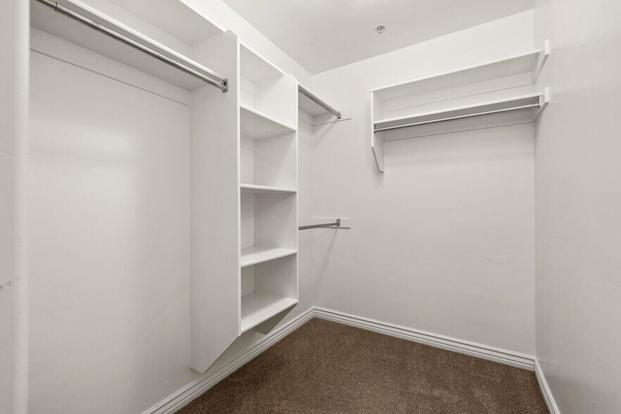 Building Photo - 518 S 2150 W