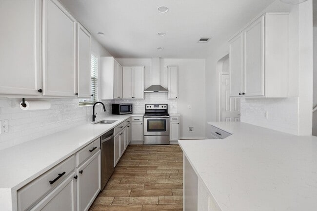 Building Photo - 8909 Winter Haven Rd