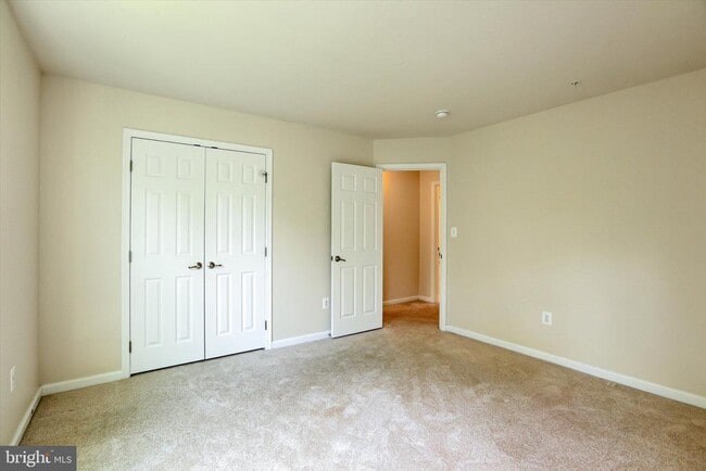 Building Photo - 6981 Linden Ave