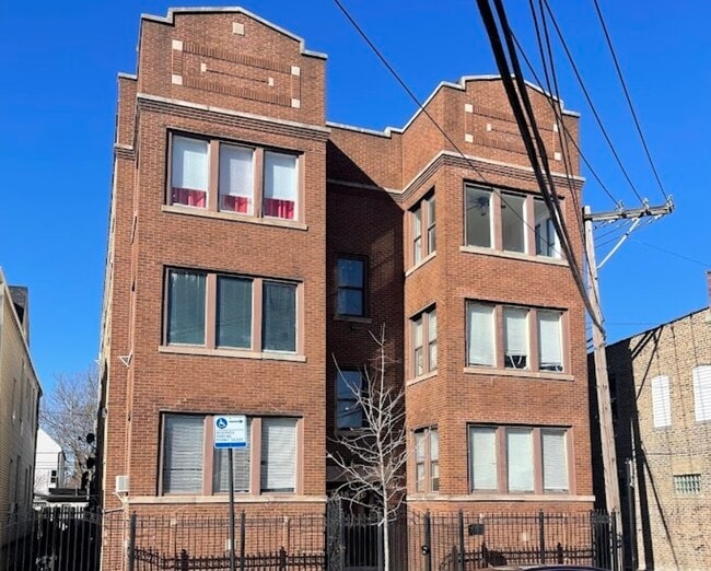 Primary Photo - 1538 N Karlov Ave