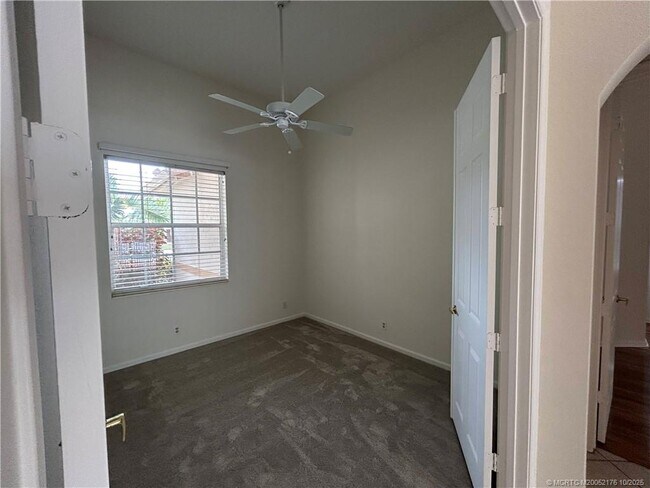 Building Photo - 2529 SW Park Meadows Trail