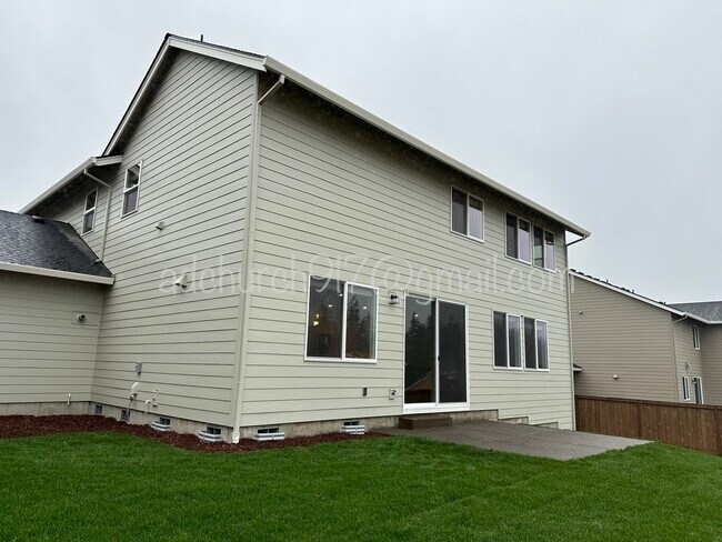 Building Photo - Sockeye