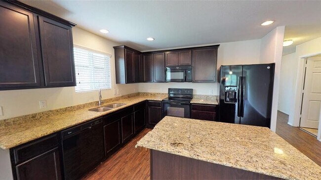 Building Photo - 2914 Whispering Pine Blvd