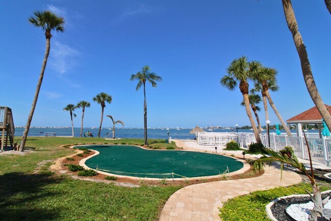Building Photo - Waterfront Living at Bermuda Bay – Fully F...