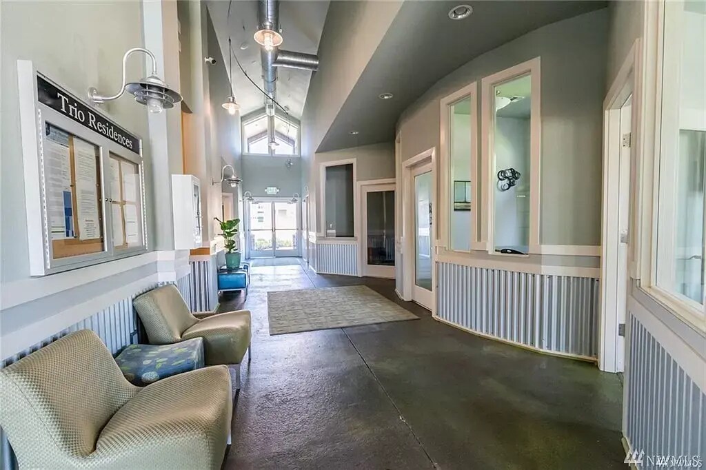 Building Photo - 13203 97th Ave E