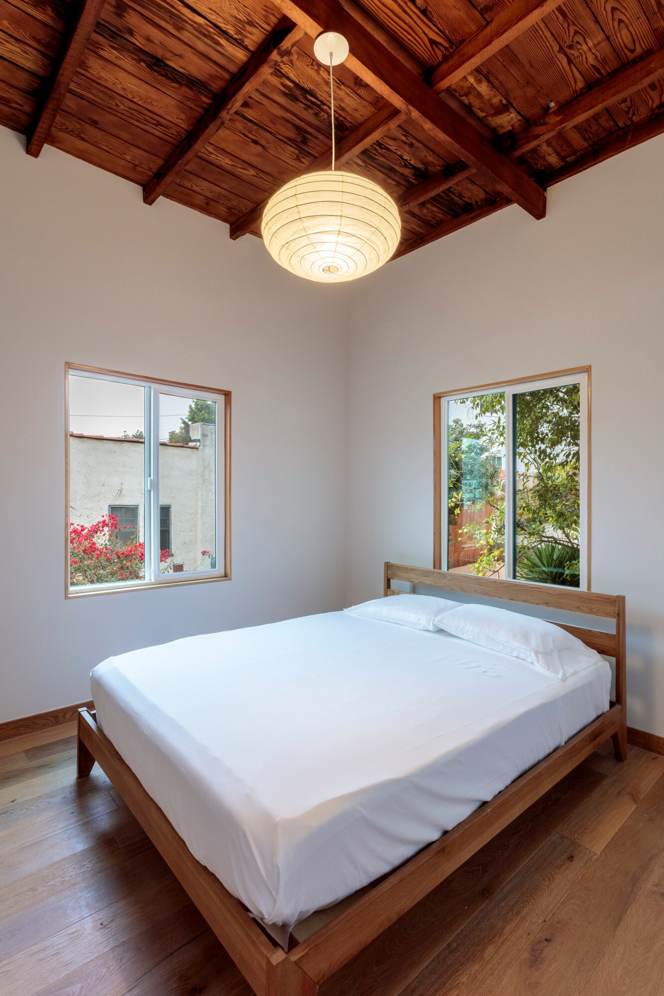 Building Photo - 3361 Hamilton Way