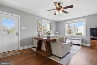 Building Photo - 713 S Towamencin Ave