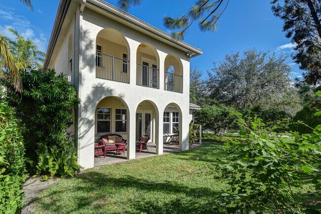 Building Photo - 1029 Vintner Blvd