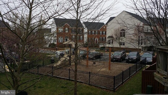 Building Photo - 7106 Point Replete Cir