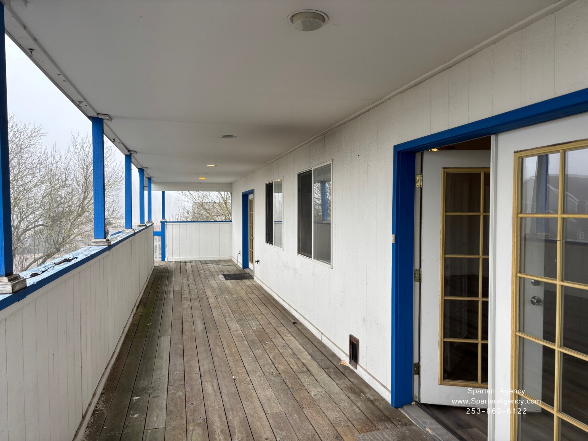 Building Photo - 15310 Main St E