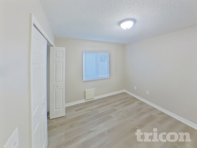 Building Photo - 11813 Brenford Crest Dr