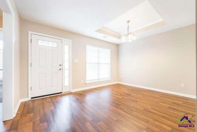 Building Photo - 462 Falkirk Dr