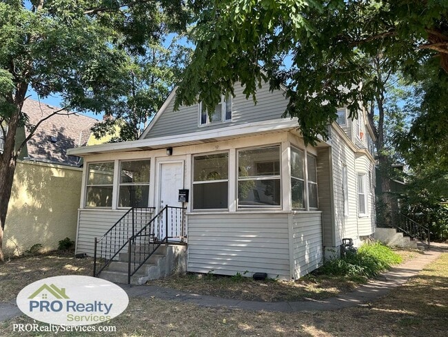 Building Photo - 3245 Cedar Ave S