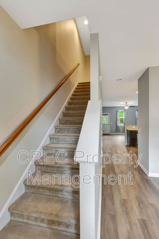 Building Photo - 339 Flyway Rd