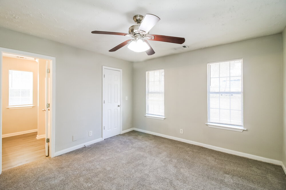 Building Photo - 1113 Spring Creek Cir