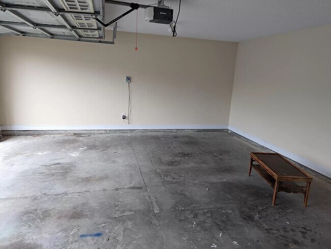 Garage - 210 Guyett Ave