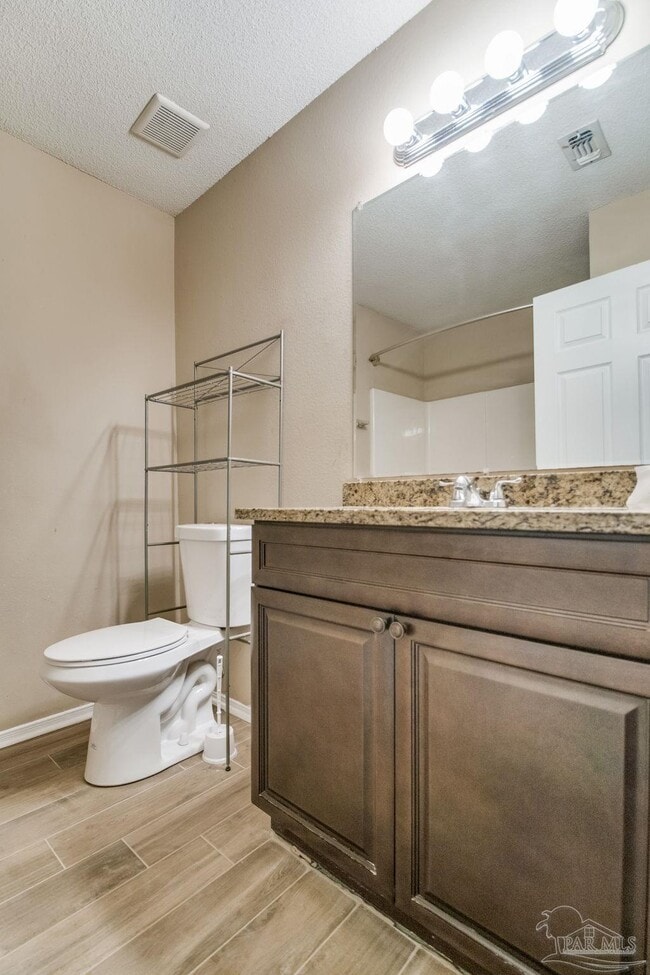 Building Photo - 411 N Coyle St