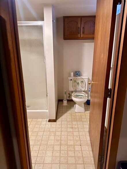 Building Photo - 1825 W Fair Ave