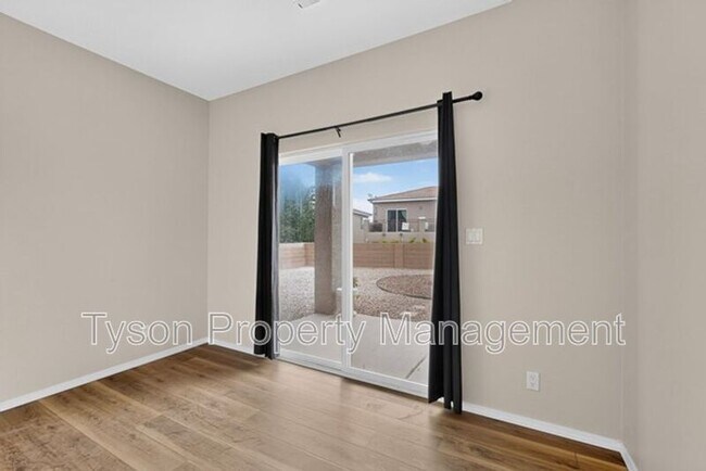 Building Photo - 10912 Dream Weaver Dr NW