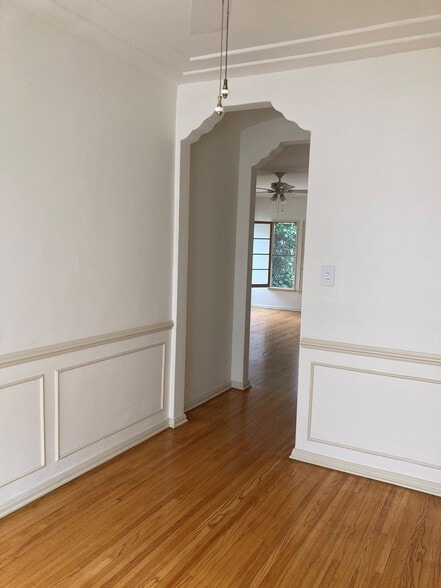 Building Photo - 6168 W Olympic Blvd